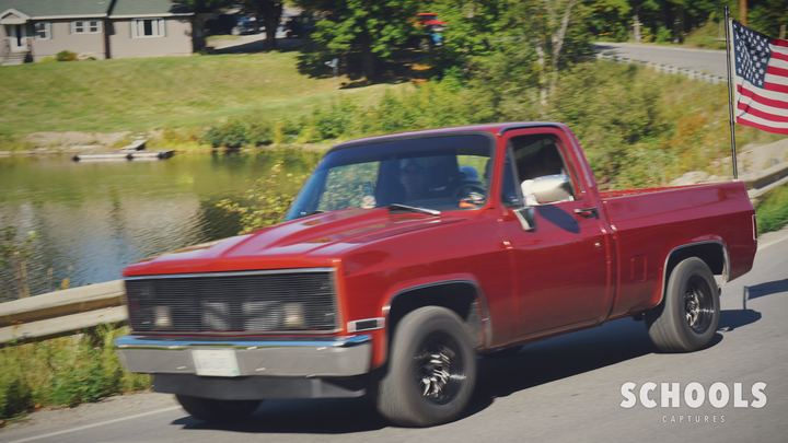 Maroon/red square body